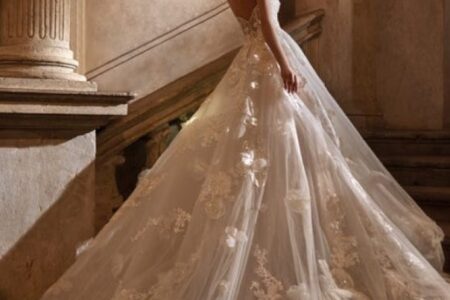 A legnépszerűbb romantikus menyasszony ruhák